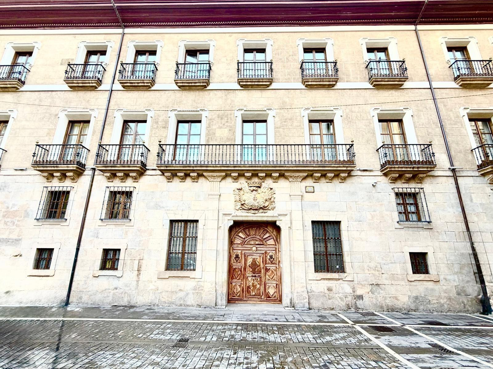 Local venta en Casco Antiguo de Pamplona - foto 5
