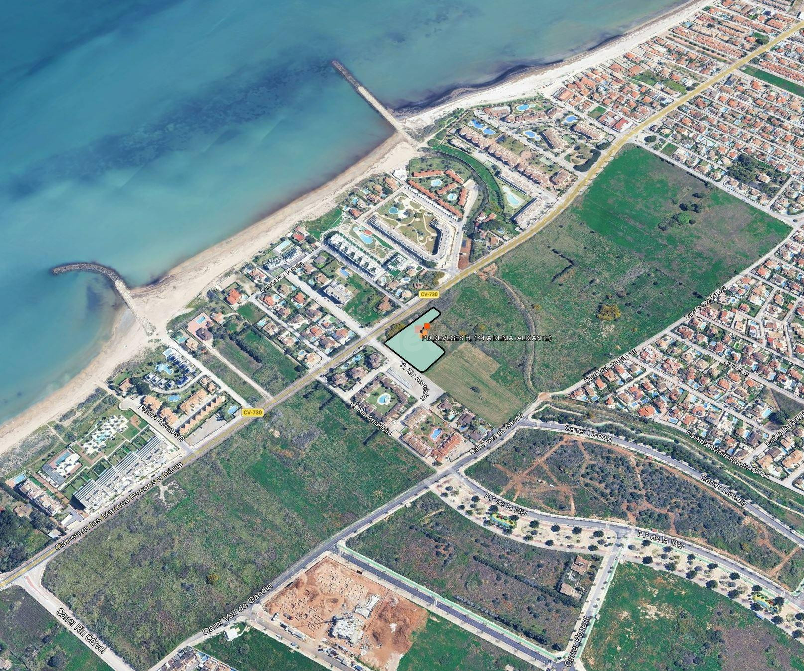 Oportunidad de inversión en Dénia – Suelo urbano a 500 m del - foto 3