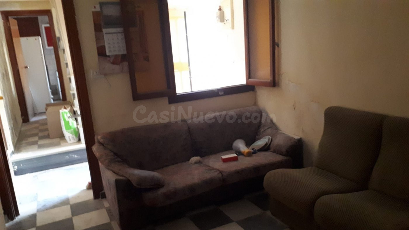 CASA DE TRES habitaciones PARA REFORMAR EN MACAEL, ALMERÍA. - foto 4