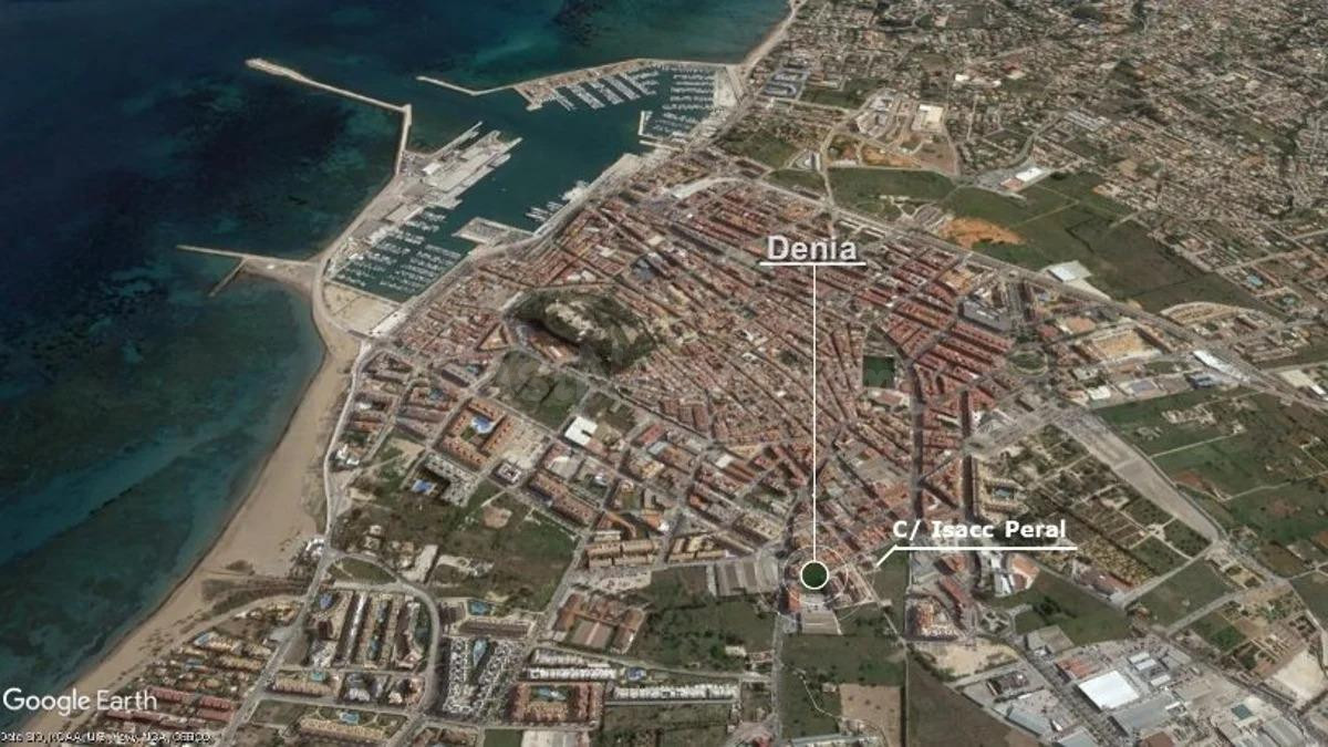 Suelo urbano edificable en el casco urbano de Dénia con alta