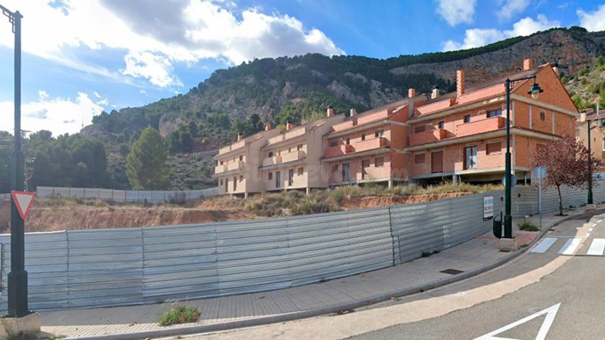 Conjunto de 17 viviendas en Obra Parada - foto 3