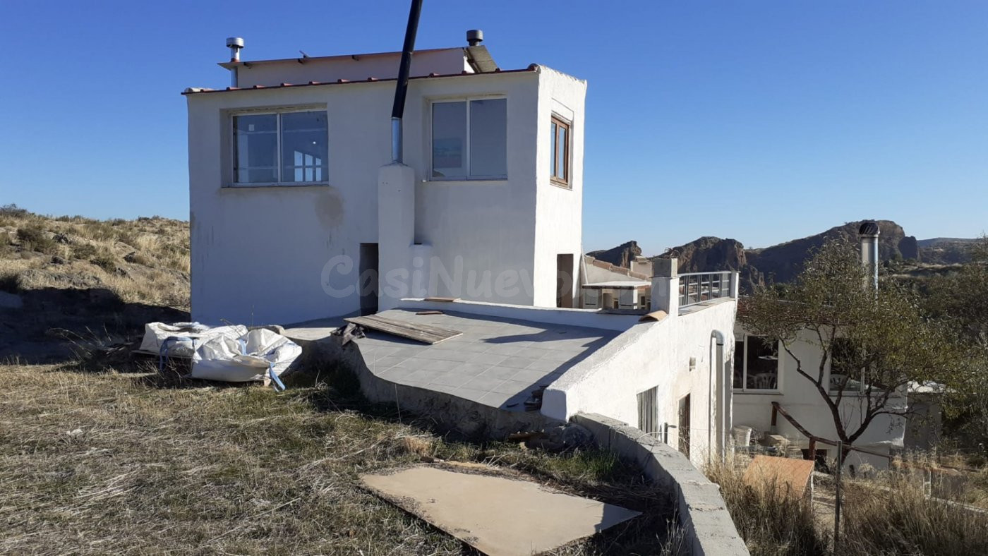 CASA DE CUATRO habitaciones Y TIERRAS EN BAYARQUE ( ALMERÍA  - foto 3