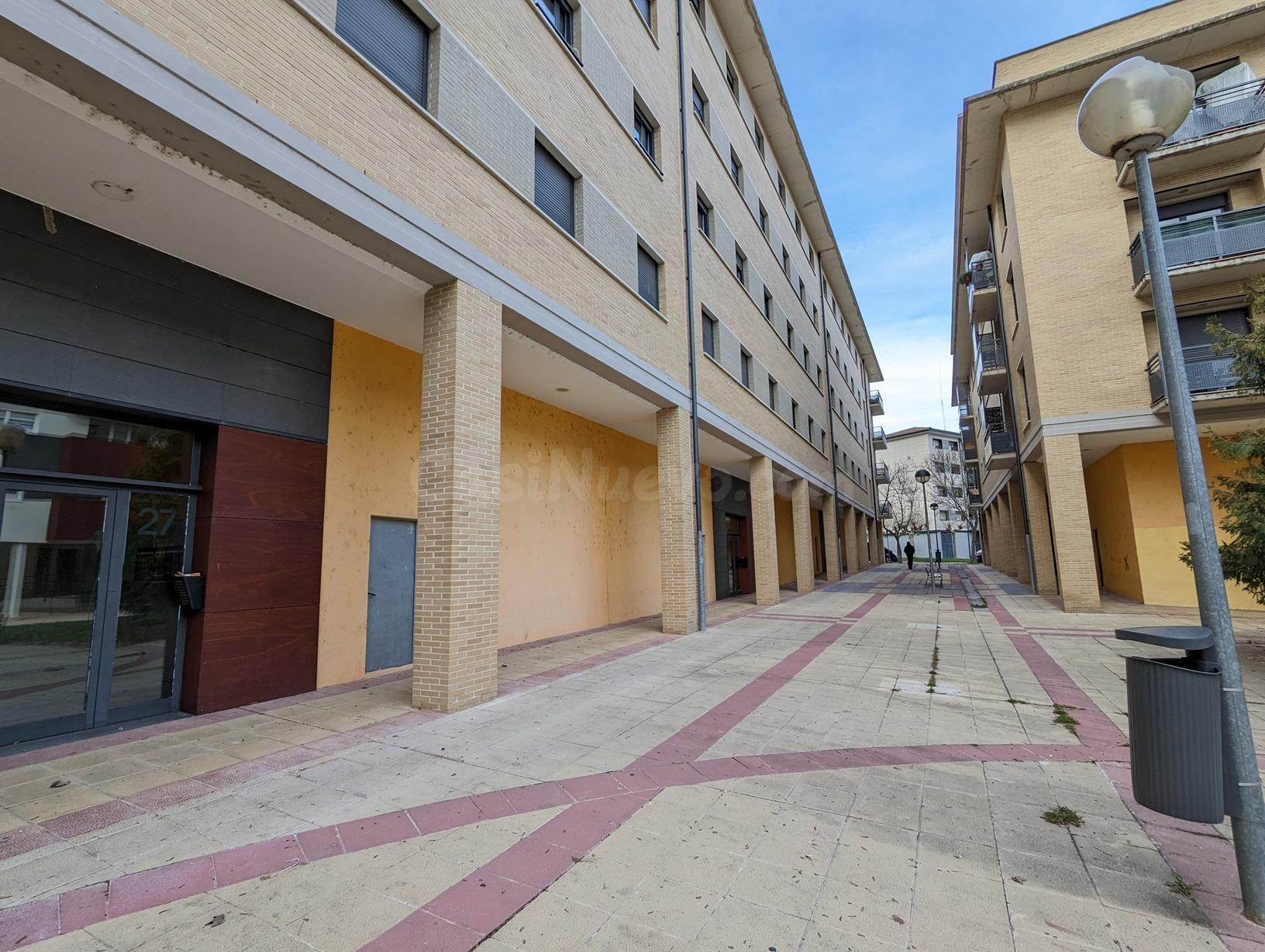 Local comercial en Estella - foto 3