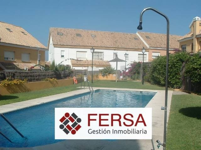 UNIFAMILIAR EN LAS REDES CON PISCINA COMUNITARIA - foto 3