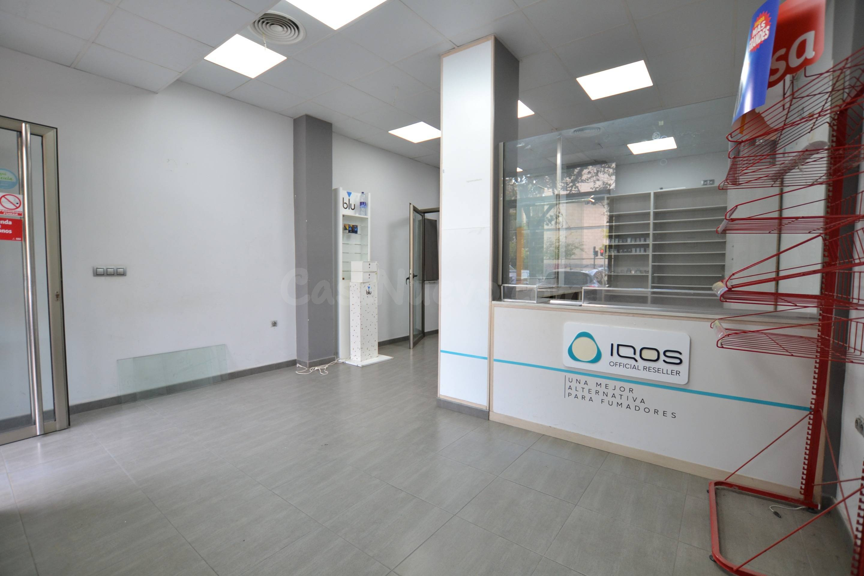 Local comercial 3 habitaciones 80m² en venta - L´Amistat - A