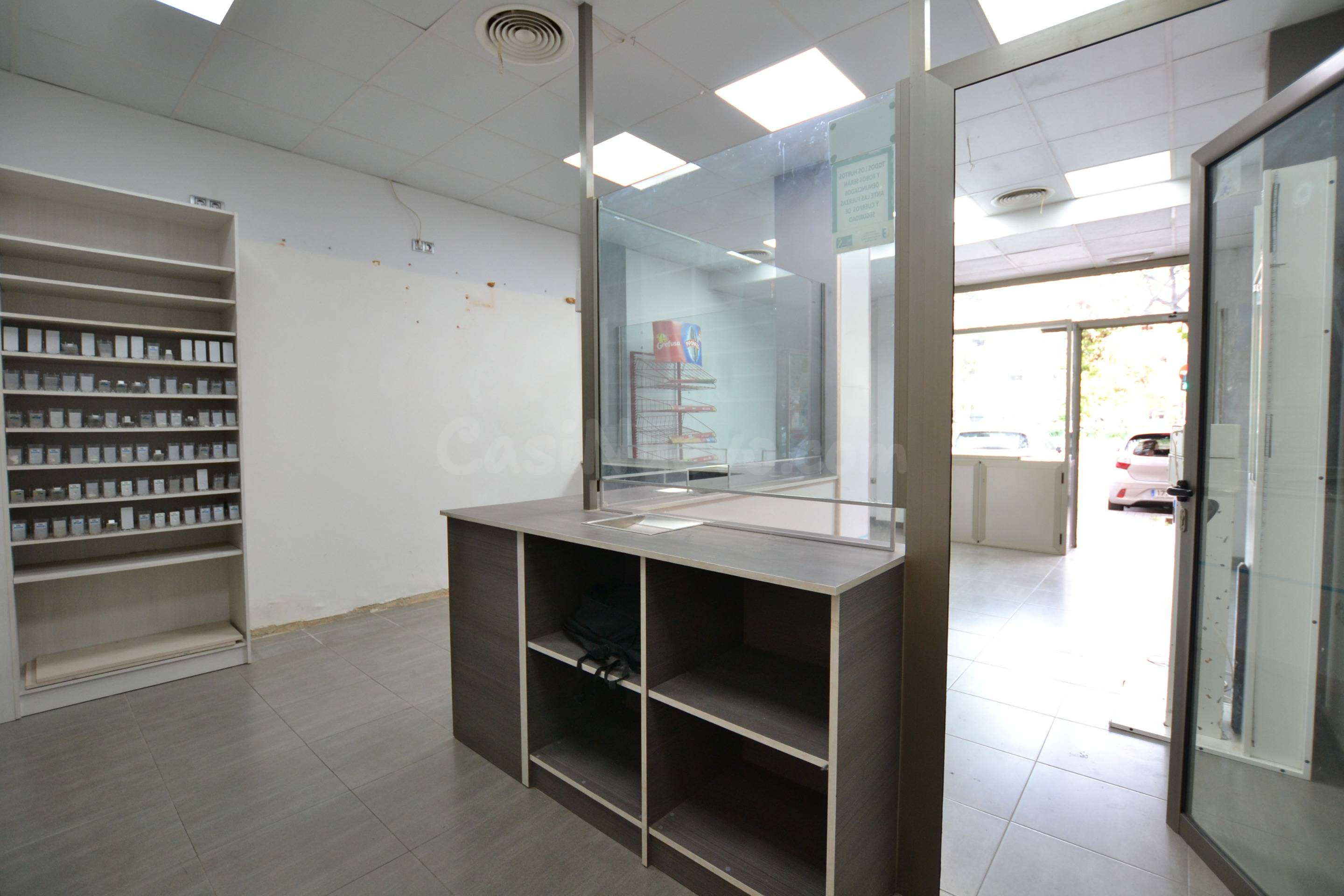 Local comercial 3 habitaciones 80m² en venta - L´Amistat - A - foto 5