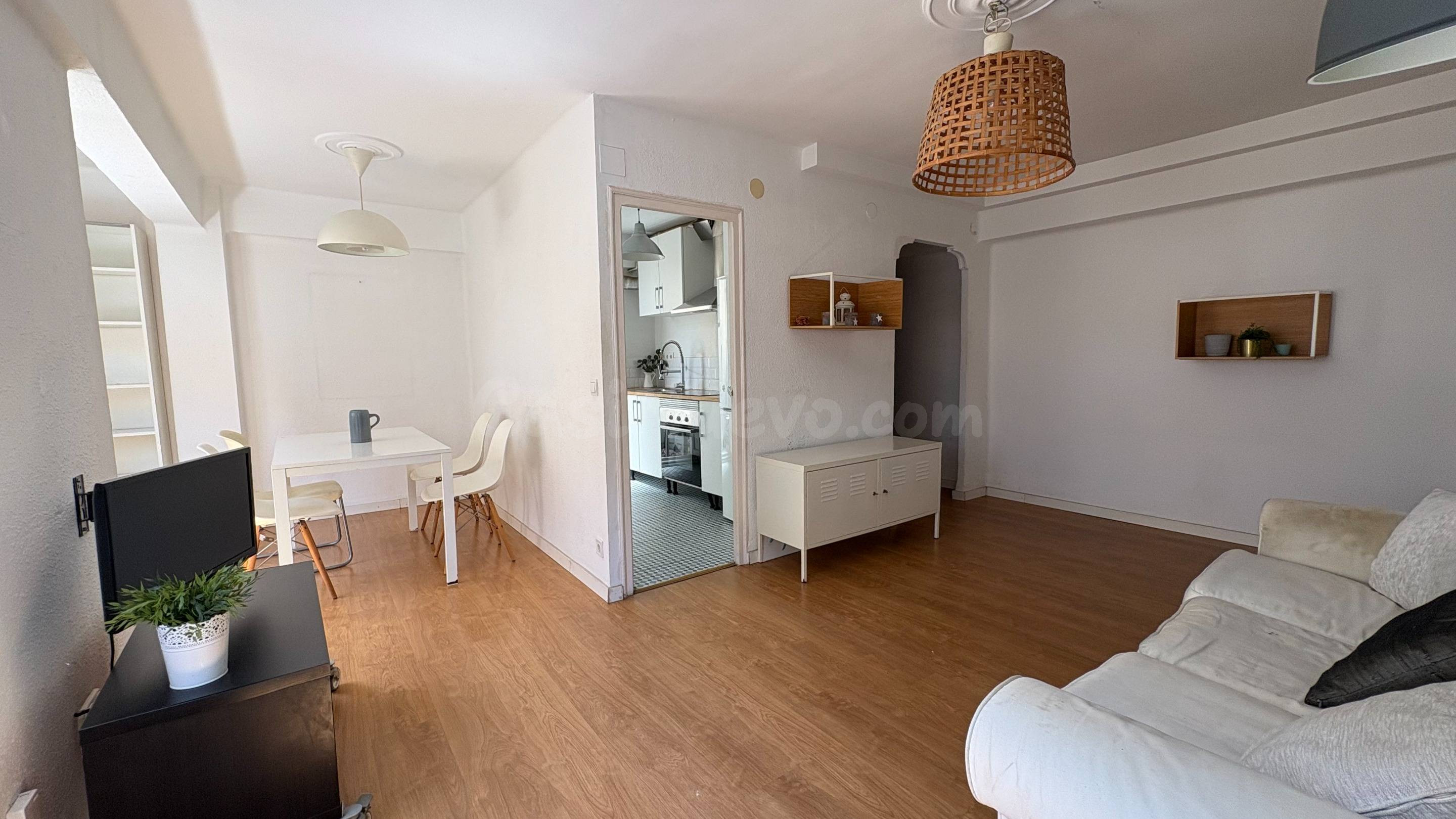 VIVIENDA MUY LUMINOSA CERCA DEL RÍO - foto 4