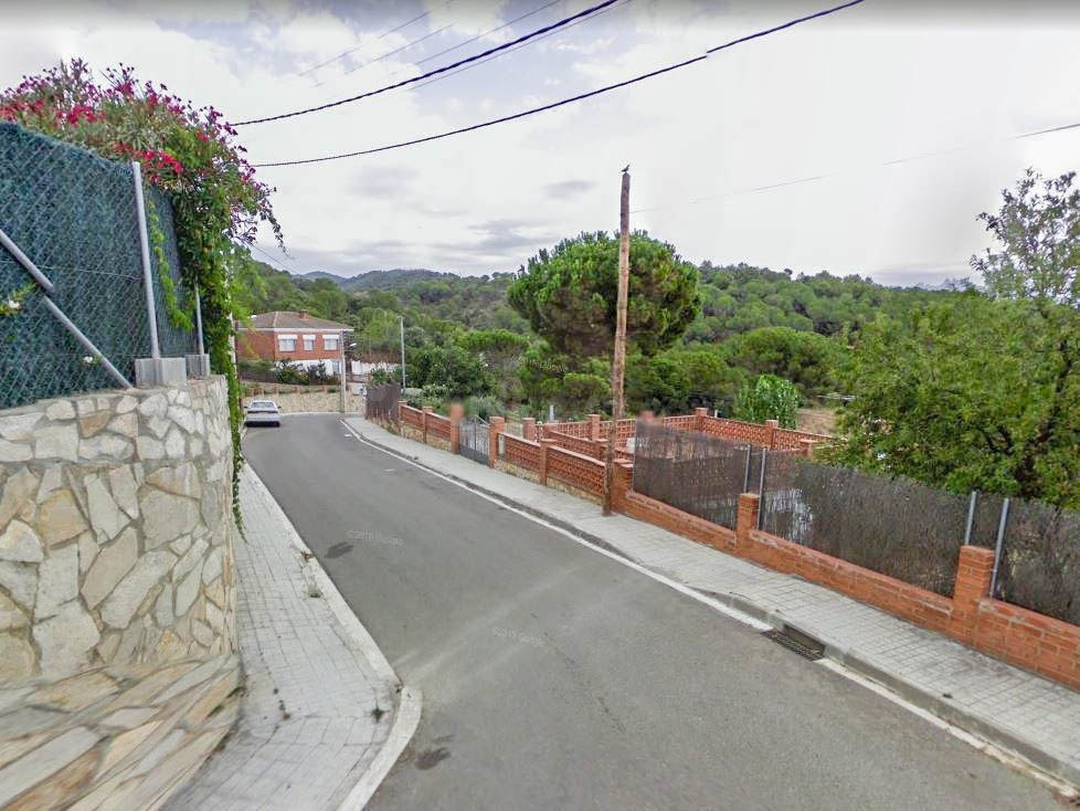 TERRENO EN VALLBONICA A 45' DE BARCELONA - foto 4