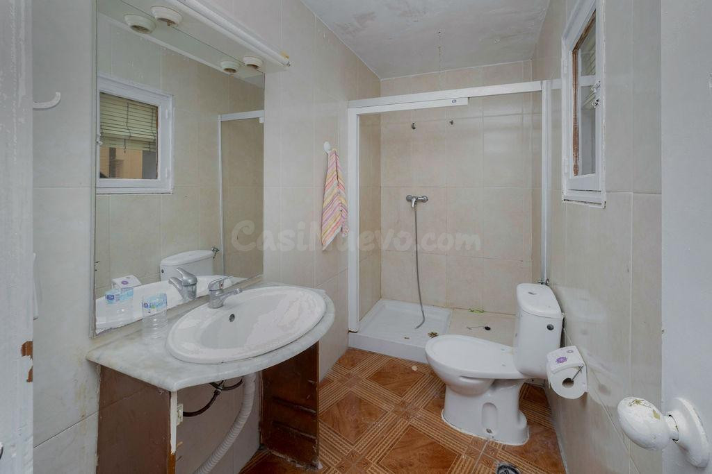 Amplio y Luminoso Piso en el Corazón de Mutxamel por €130,000 - foto 4