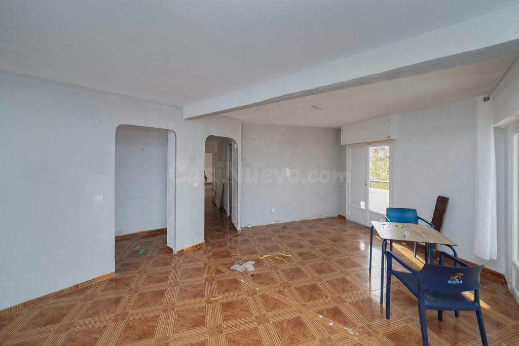 Amplio y Luminoso Piso en el Corazón de Mutxamel por €130,000 - foto 5