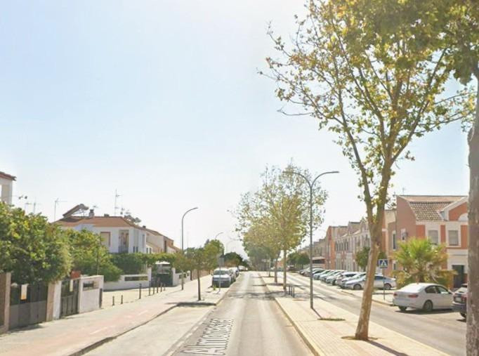 CASA ADOSADA OCUPADA A LA VENTA EN MAIRENA DEL ALCOR -SEVILL
