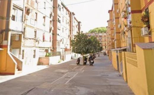 PISO OCUPADO A LA VENTA EN BARRIADA MADRE DE DIOS - SEVILLA