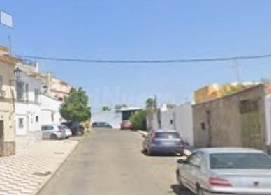 VIVIENDA OCUPADA A LA VENTA EN ALCALÁ DEL RÍO - SEVILLA