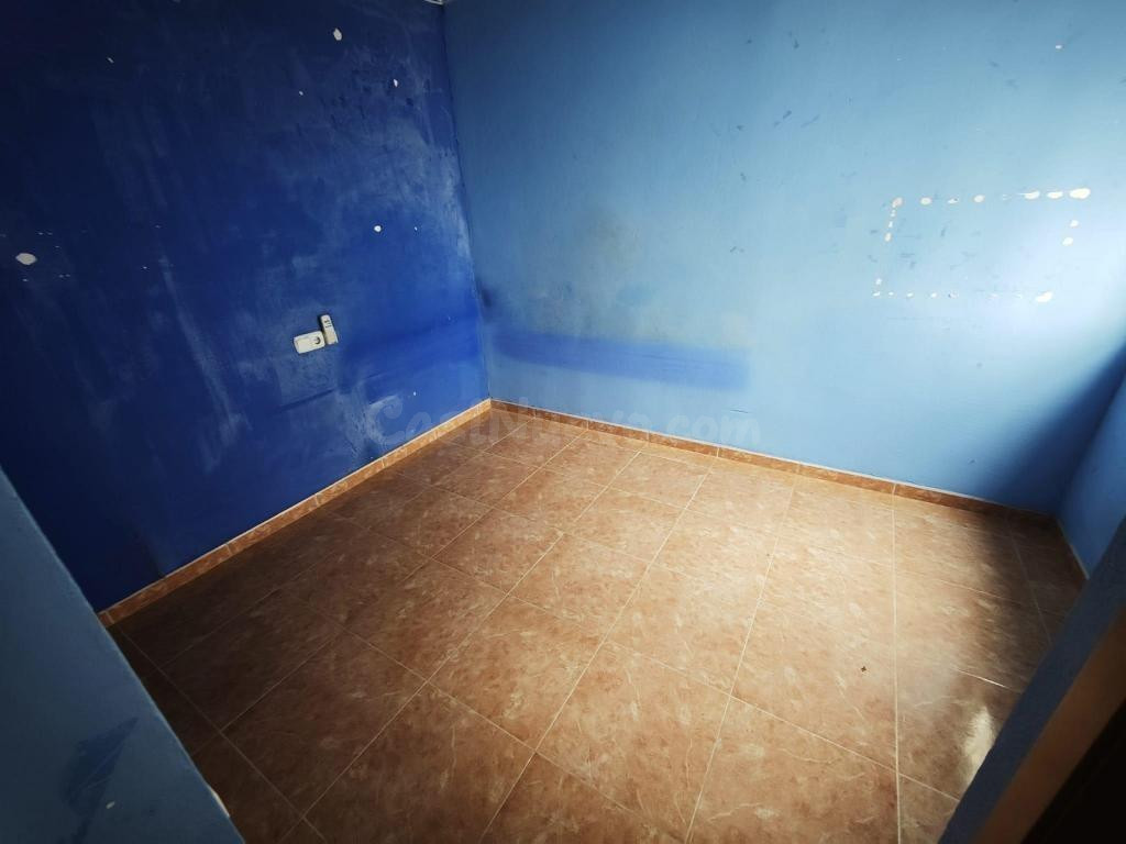 Vivienda con amplia terraza y acceso independiente en Arenal - foto 5