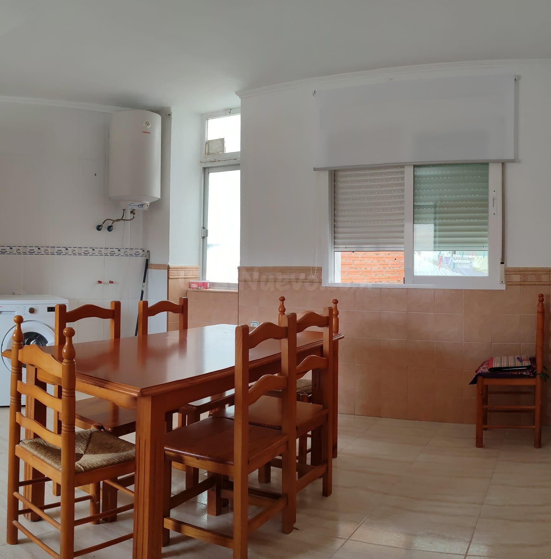 VENTA DE PISO EN FINES ( ALMERÍA ), CON ASCENSOR. - foto 3