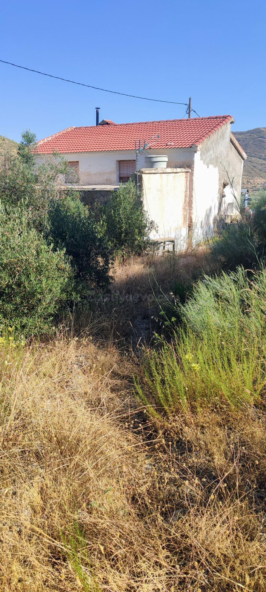 CHERCOS ( ALMERÍA ). VENTA DE CASA DE CAMPO DE 3 habitacione - foto 2
