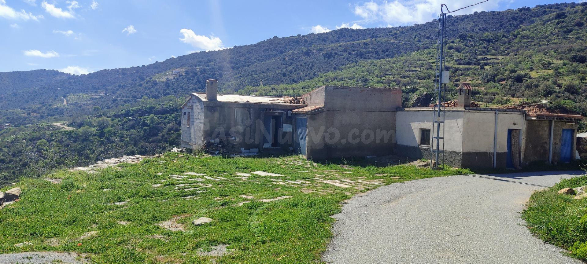 LAROYA ( ALMERÍA ). CASA DE CAMPO CON TERRENO. - foto 2