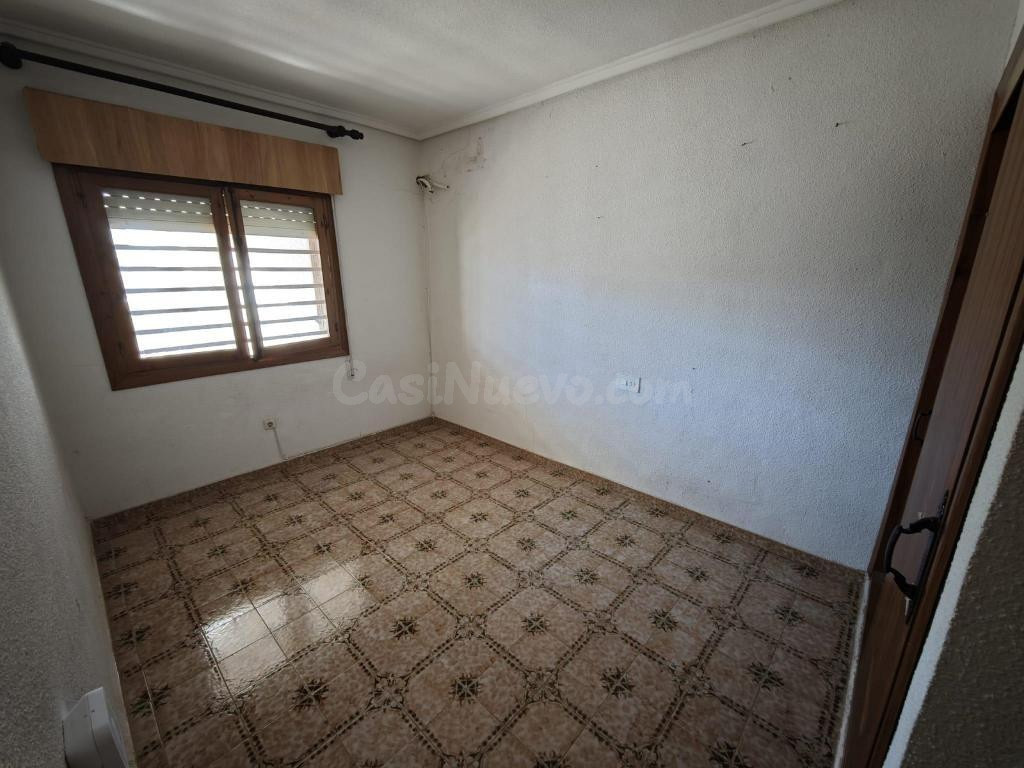 Acogedor Adosado en Rojales Hills - Oportunidad Única por €1 - foto 3