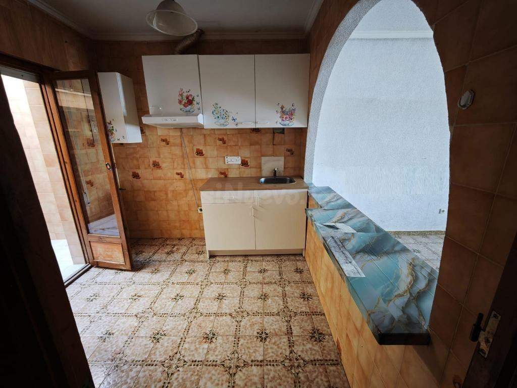 Acogedor Adosado en Rojales Hills - Oportunidad Única por €1 - foto 4