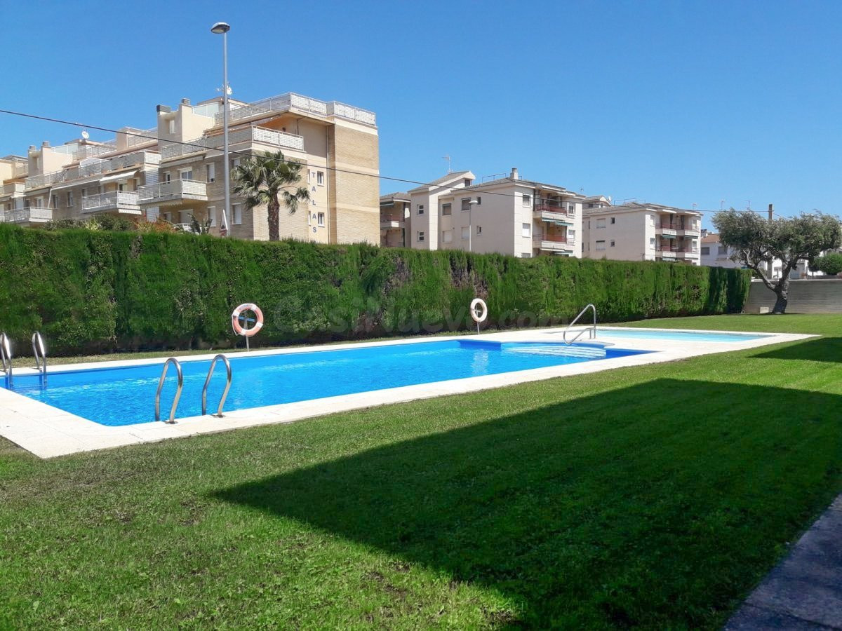 ALQUILER VACACIONAL PISO CON VISTAS AL MAR - foto 4