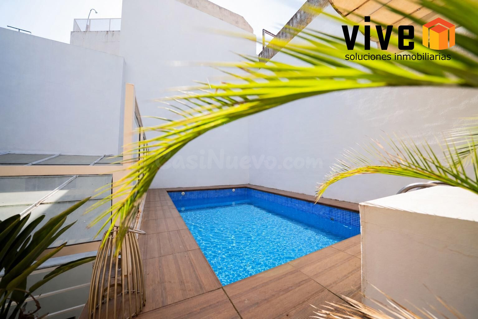 Exclusiva Casa de Diseño con Piscina Privada en el Centro Hi - foto 2