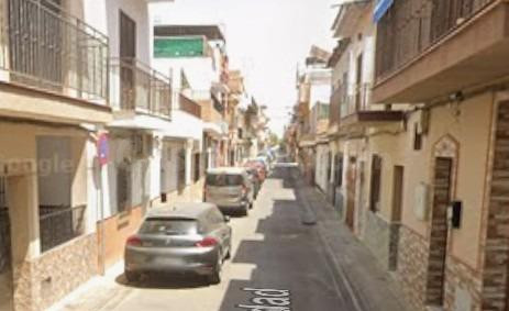 VIVIENDA OCUPADA A LA VENTA EN PALMETE