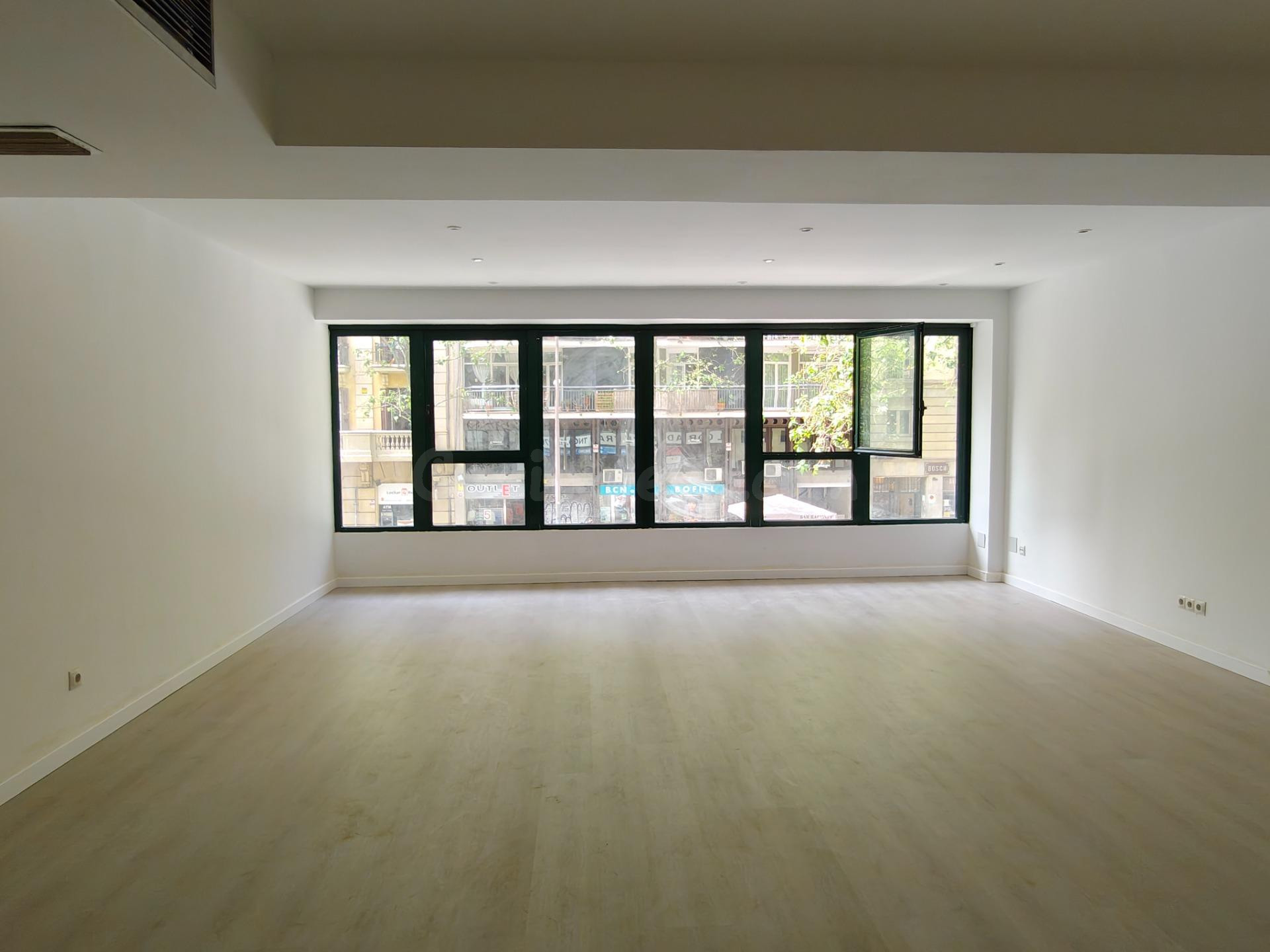 VIVIENDA TOTALMENTE REFORMADA en el barrio de Sant Antoni ce - foto 2