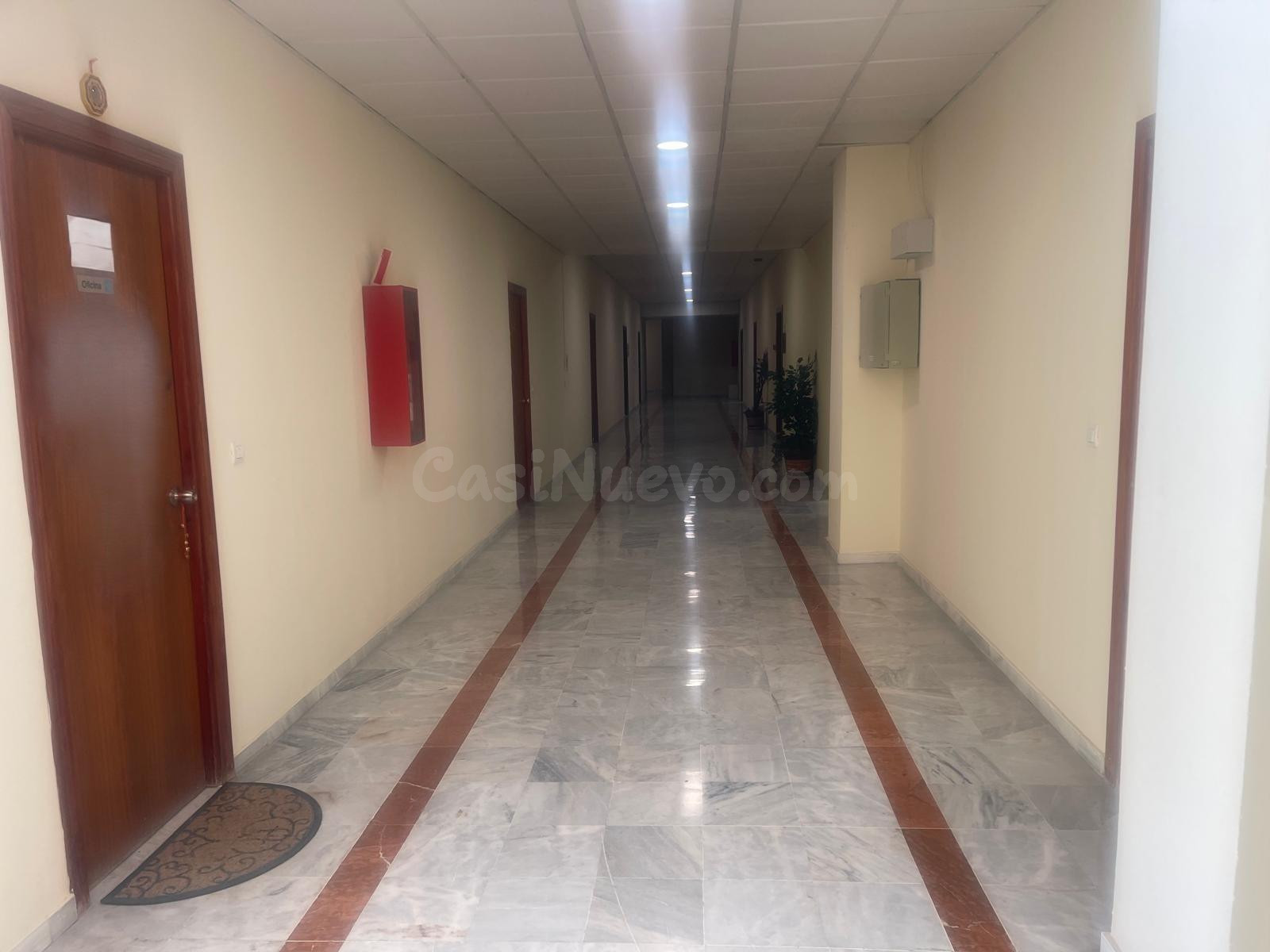OFICINA EN VENTA EN MAIRENA DEL ALJARAFE – AVENIDA DE MAIREN - foto 4