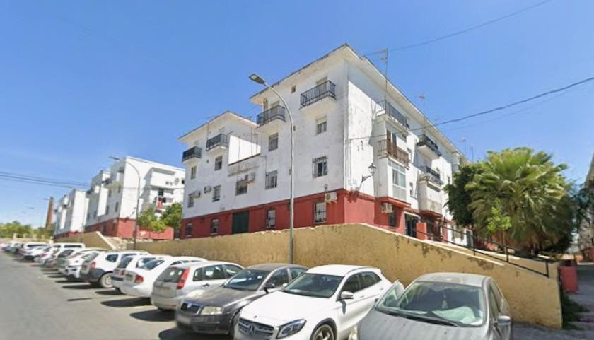 PISO OCUPADO A LA VENTA EN UTRERA