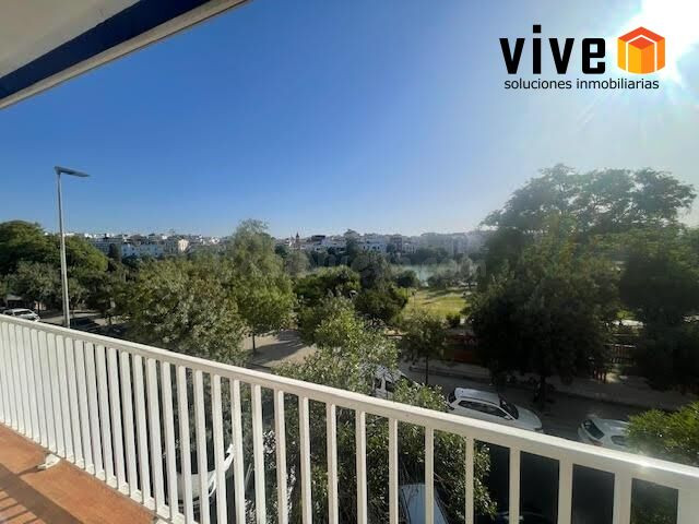 MAGNÍFICO PISO CON VISTAS AL GUADALQUIVIR - foto 3
