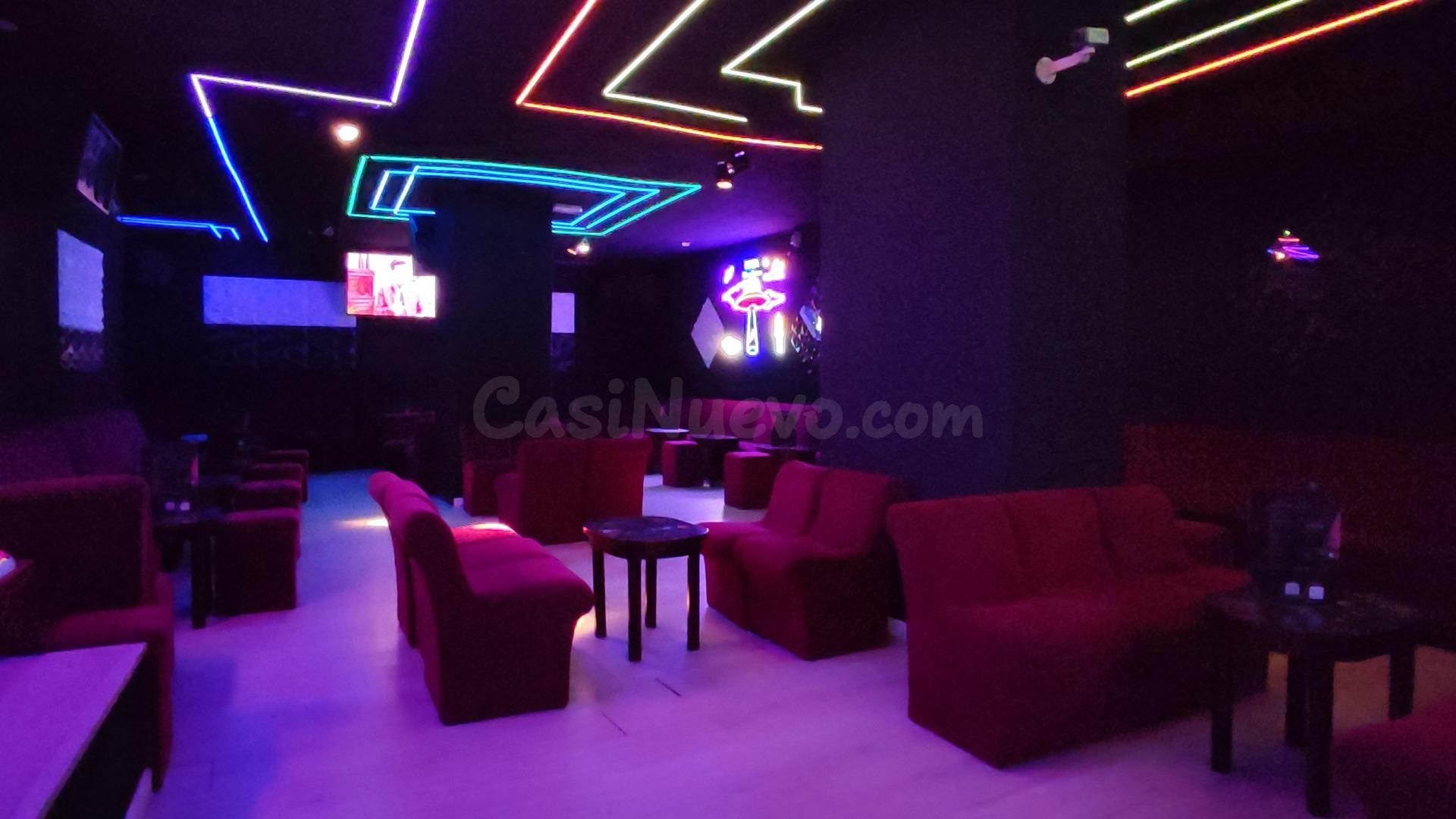 PUB MUSICAL EN TRASPASO, ENTRE EL CAMP NOU Y AVDA MADRID, BA - foto 3