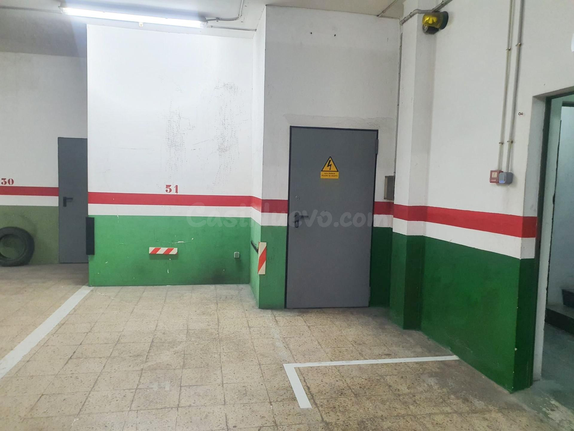 TRASTERO + PARKING PARA COCHE EN PARC I LA LLACUNA - BARCELO