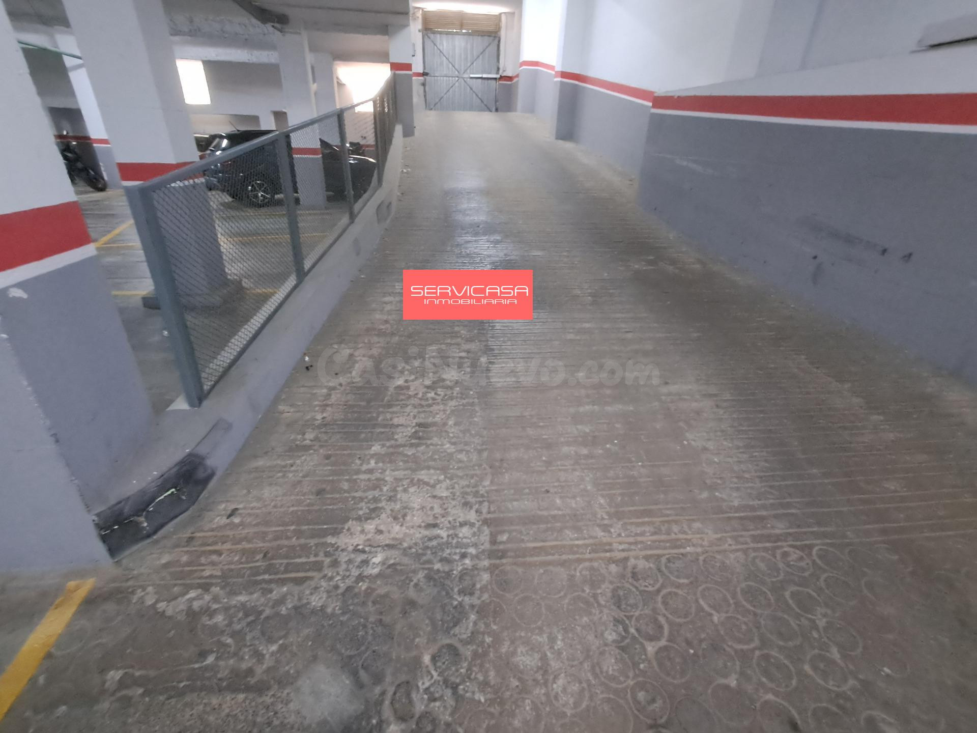 Se vende Garaje para coche pequeño o moto - foto 3