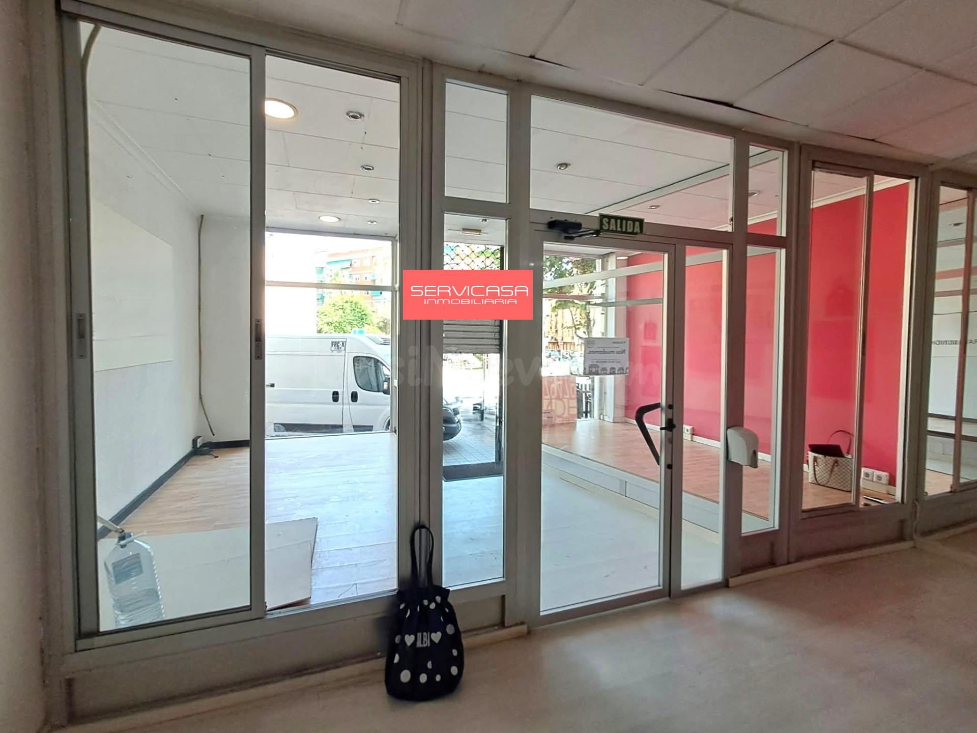 Se Vende Amplio Local Comercial en Quart de Poblet - foto 3