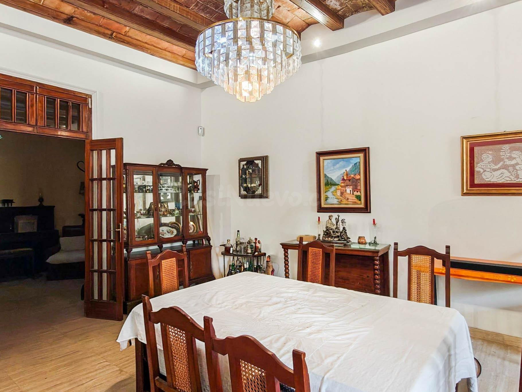 PISO SEÑORIAL EN VENTA EN PLENO CORAZÓN DE BARCELONA - foto 4