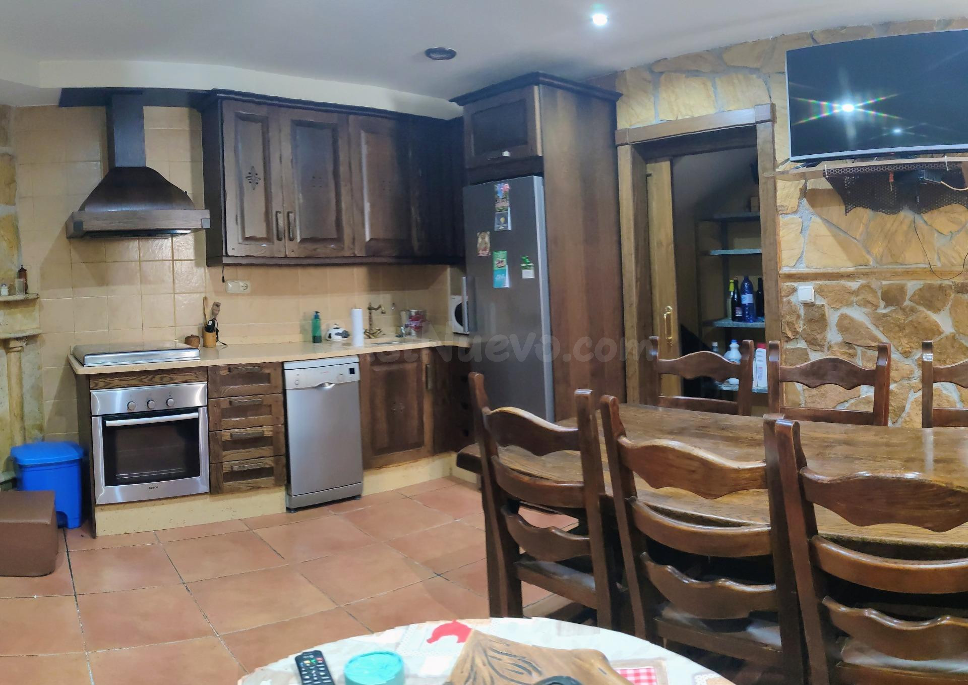 BONITO TRIPLEX  EN MACAEL CON 3 DORMITORIOS, 3 CUARTOS DE BA - foto 2