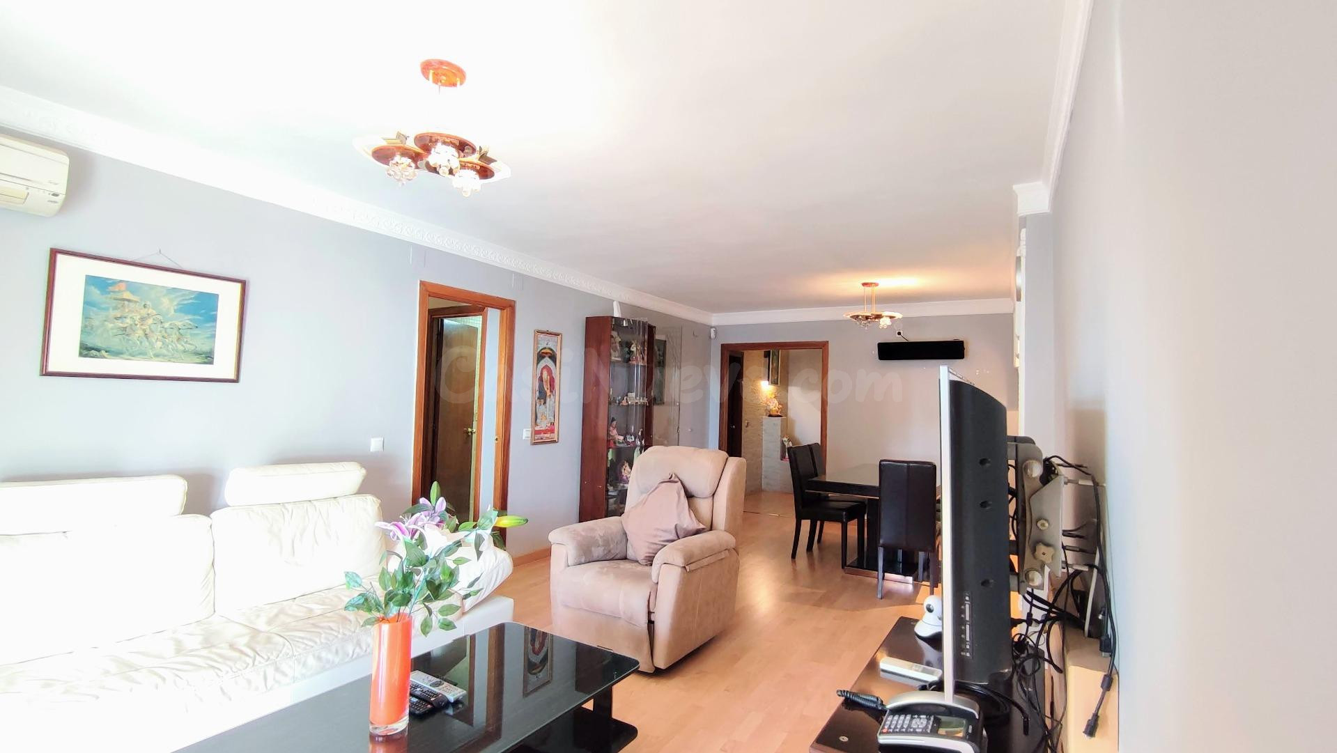 Vivienda cuatro dormitorios, dos baños y aparcamiento, Torre - foto 2