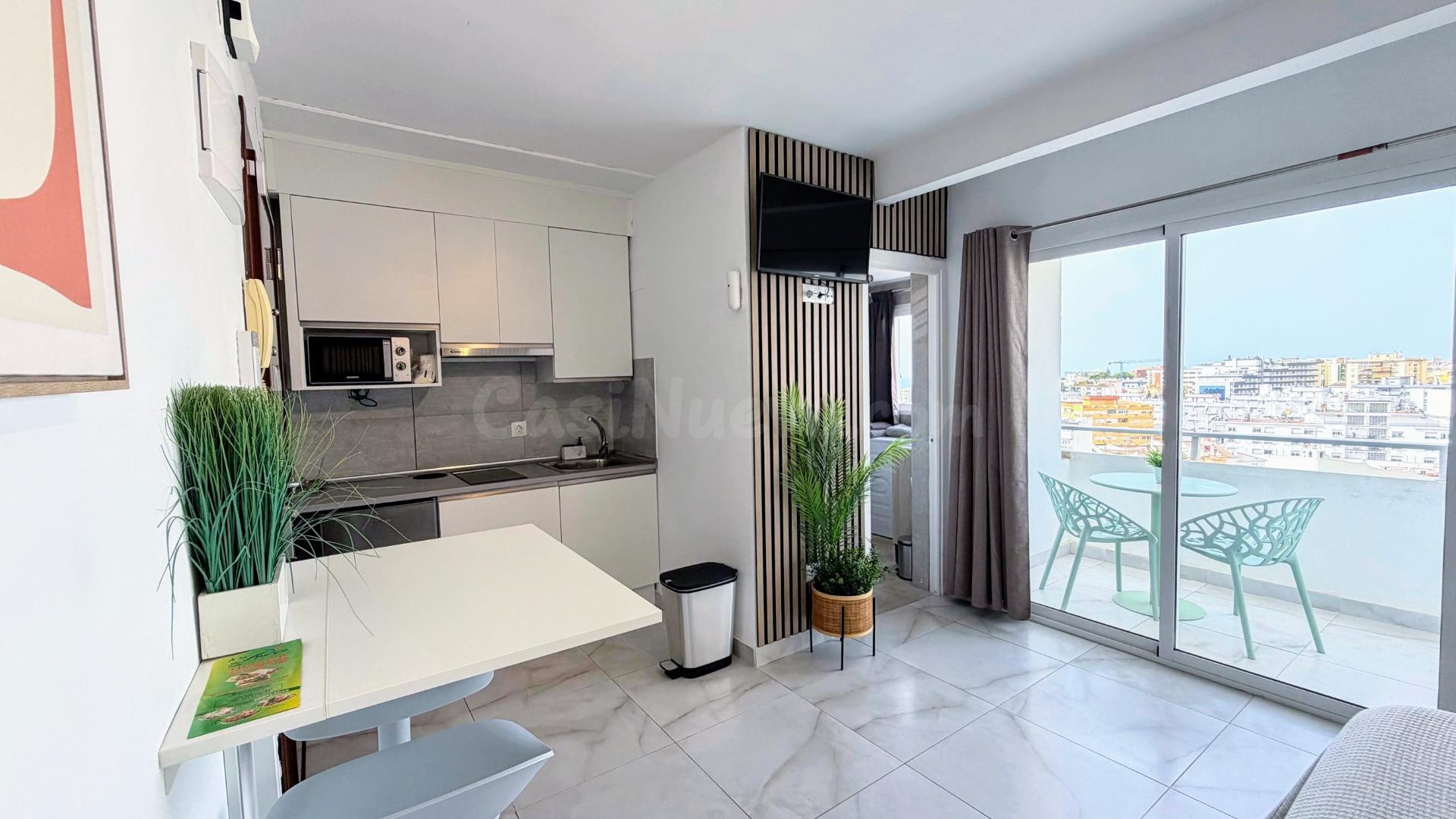 Estudio Reformado con Vistas al Mar en Torremolinos ✨ - foto 2