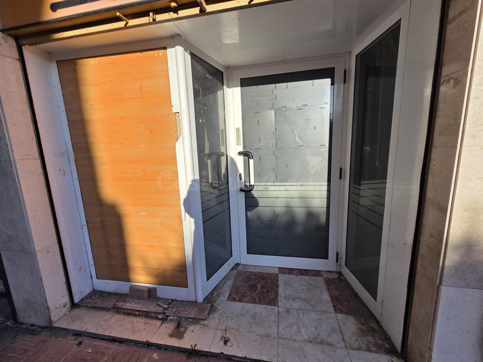 LOCAL EN VENTA EN CAMÍ FONDO – Martorell