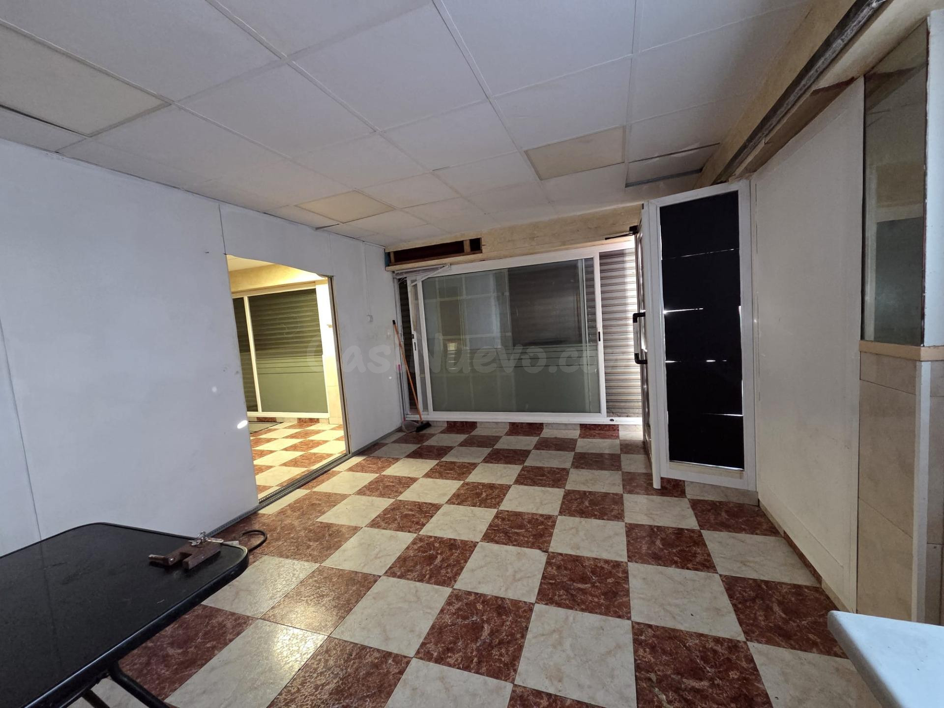 LOCAL EN VENTA EN CAMÍ FONDO – Martorell - foto 2
