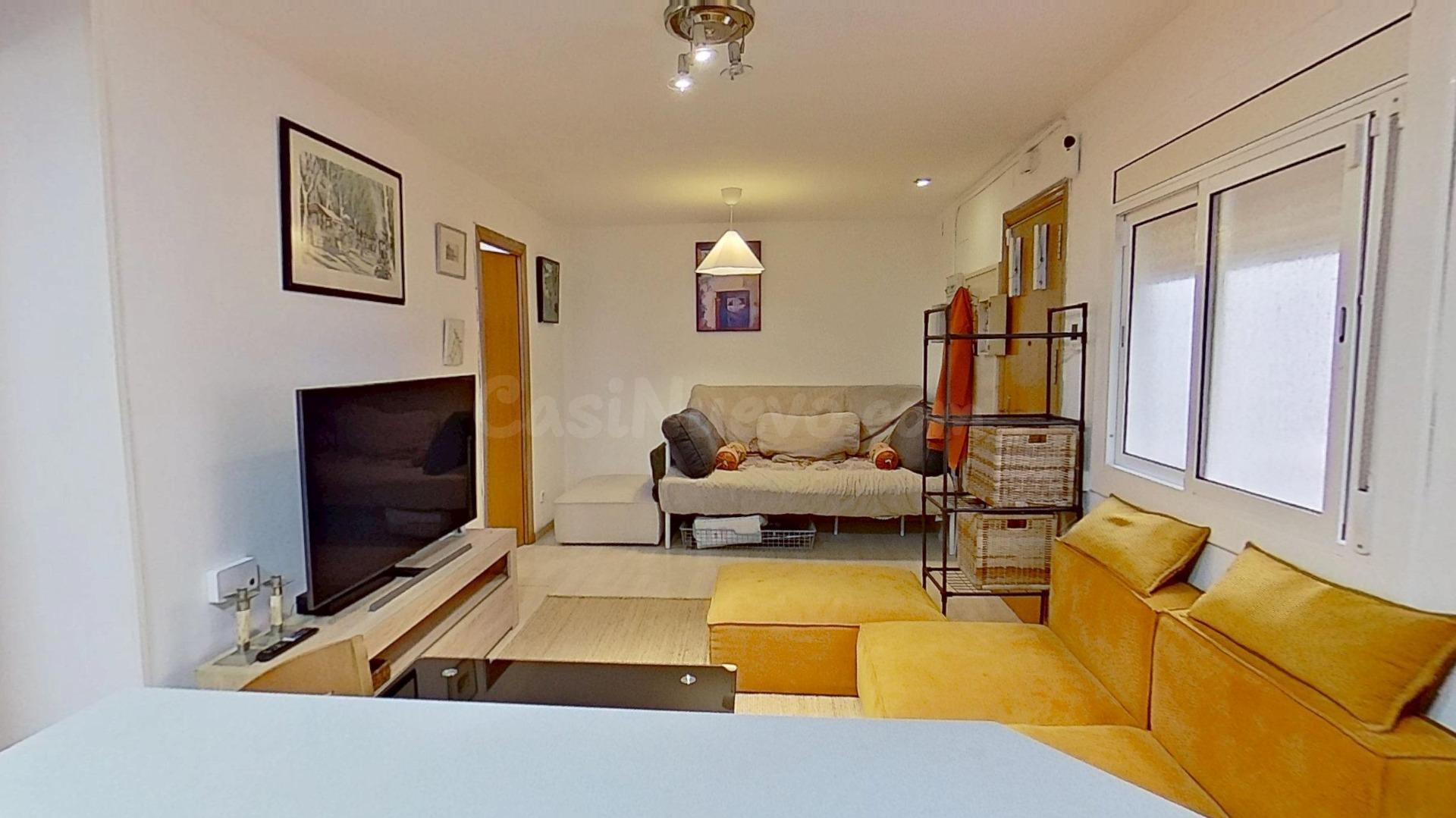 Bonito piso de 2 habitaciones para entrar a vivir - foto 3