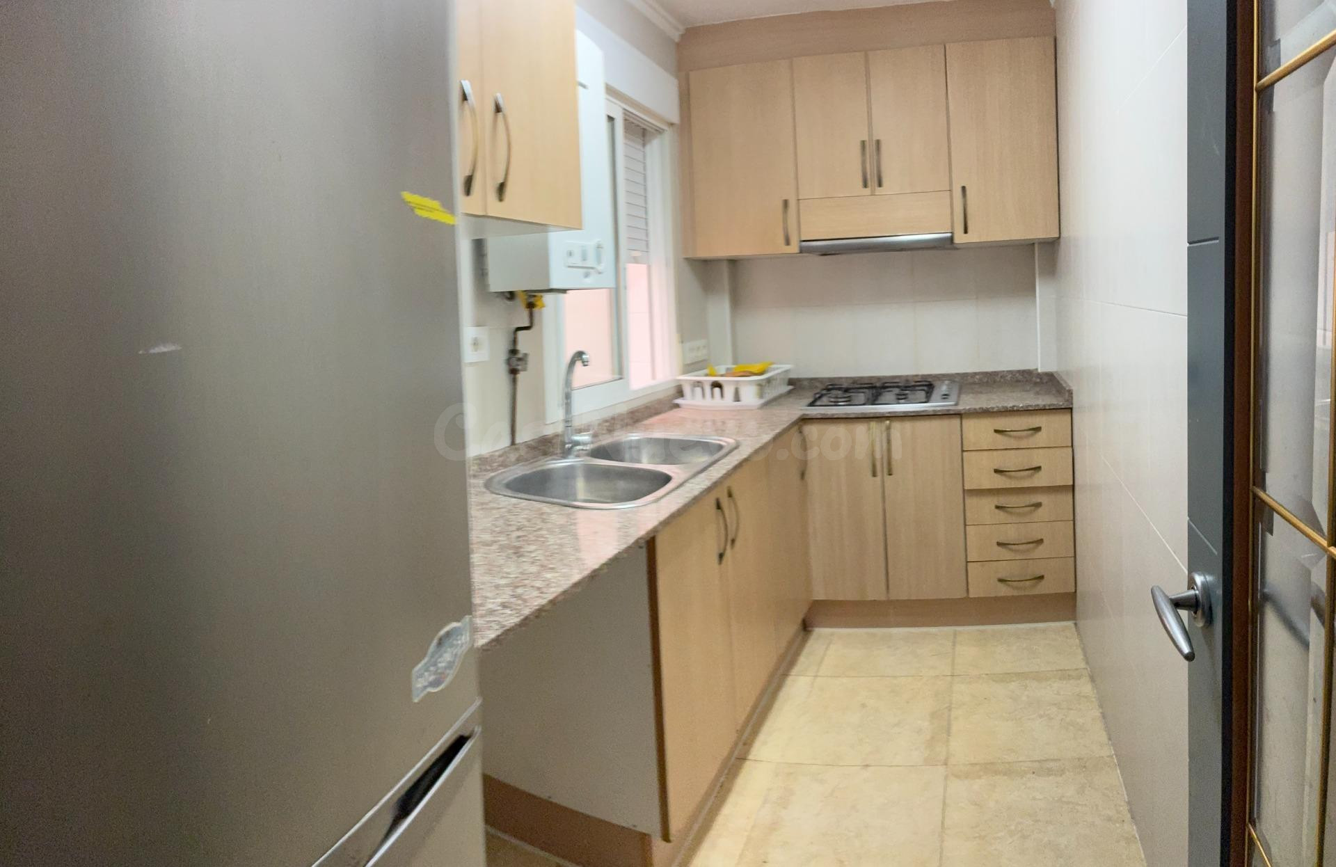 147.000 € EN VALENCIA CAPITAL | UNA VIVIENDA PARA HACERLA TU - foto 3