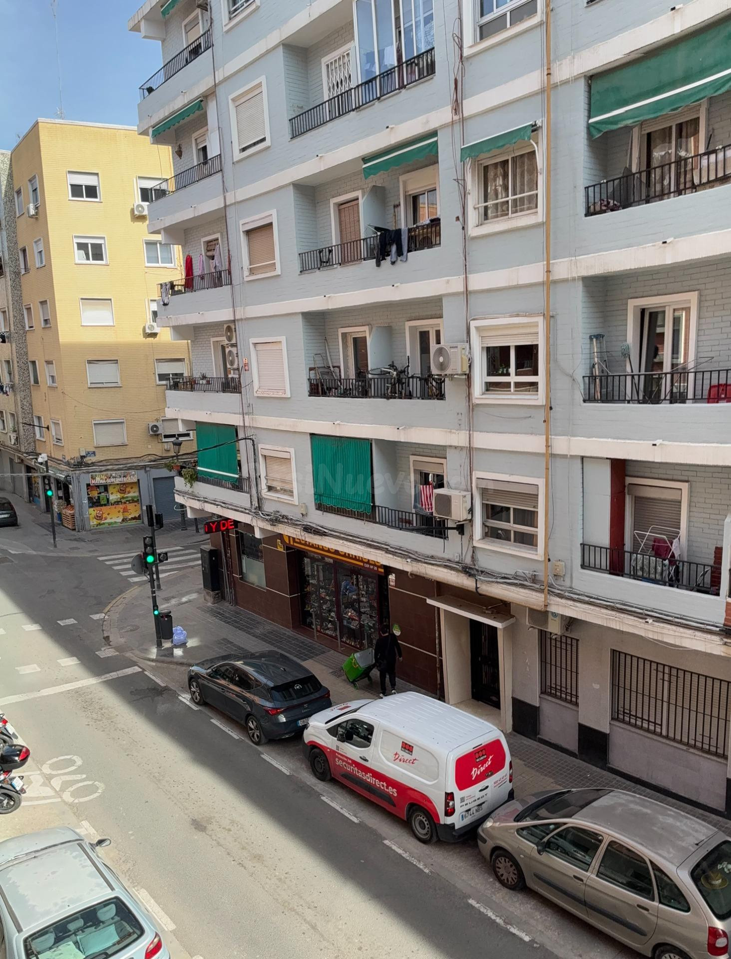 147.000 € EN VALENCIA CAPITAL | UNA VIVIENDA PARA HACERLA TU - foto 4