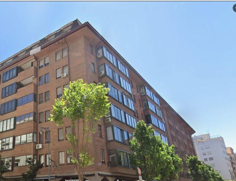 DUPLEX ALQUILER EN EDIFICIO LAS FRANCESAS