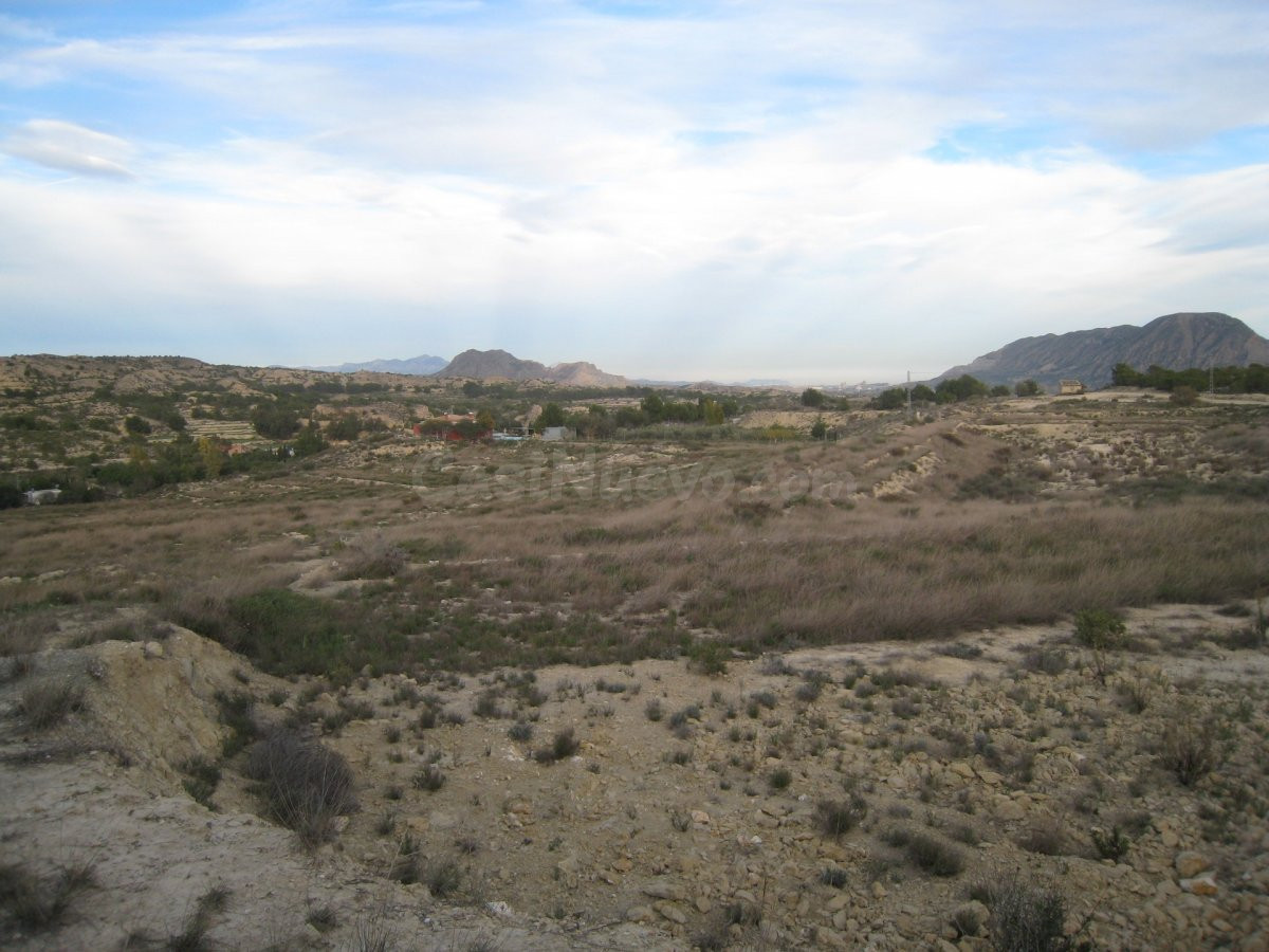 Se vende parcela rústica de 45.629 m2 en El Rebolledo. - foto 3