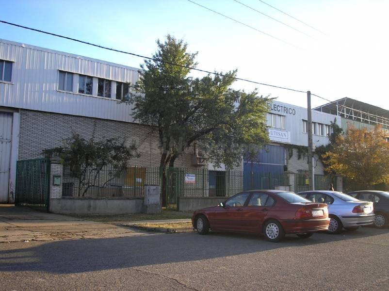 Nave industrial en alquiler - Poligono San Cristobal - foto 2