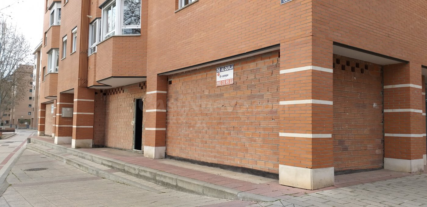 Local comercial 141m² en alquiler - La Victoria