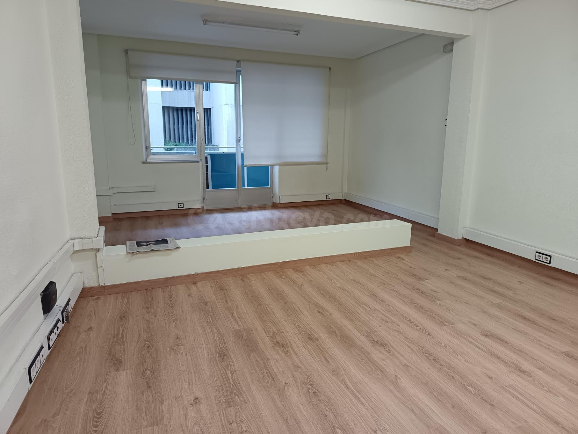 Oficina 74m² en alquiler - Centro - foto 3