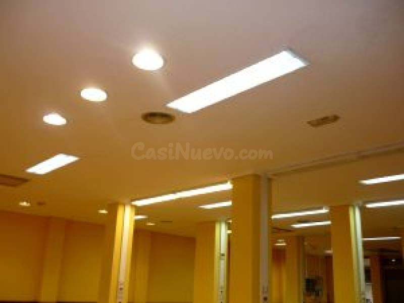 Local comercial en alquiler - La Circular - foto 5