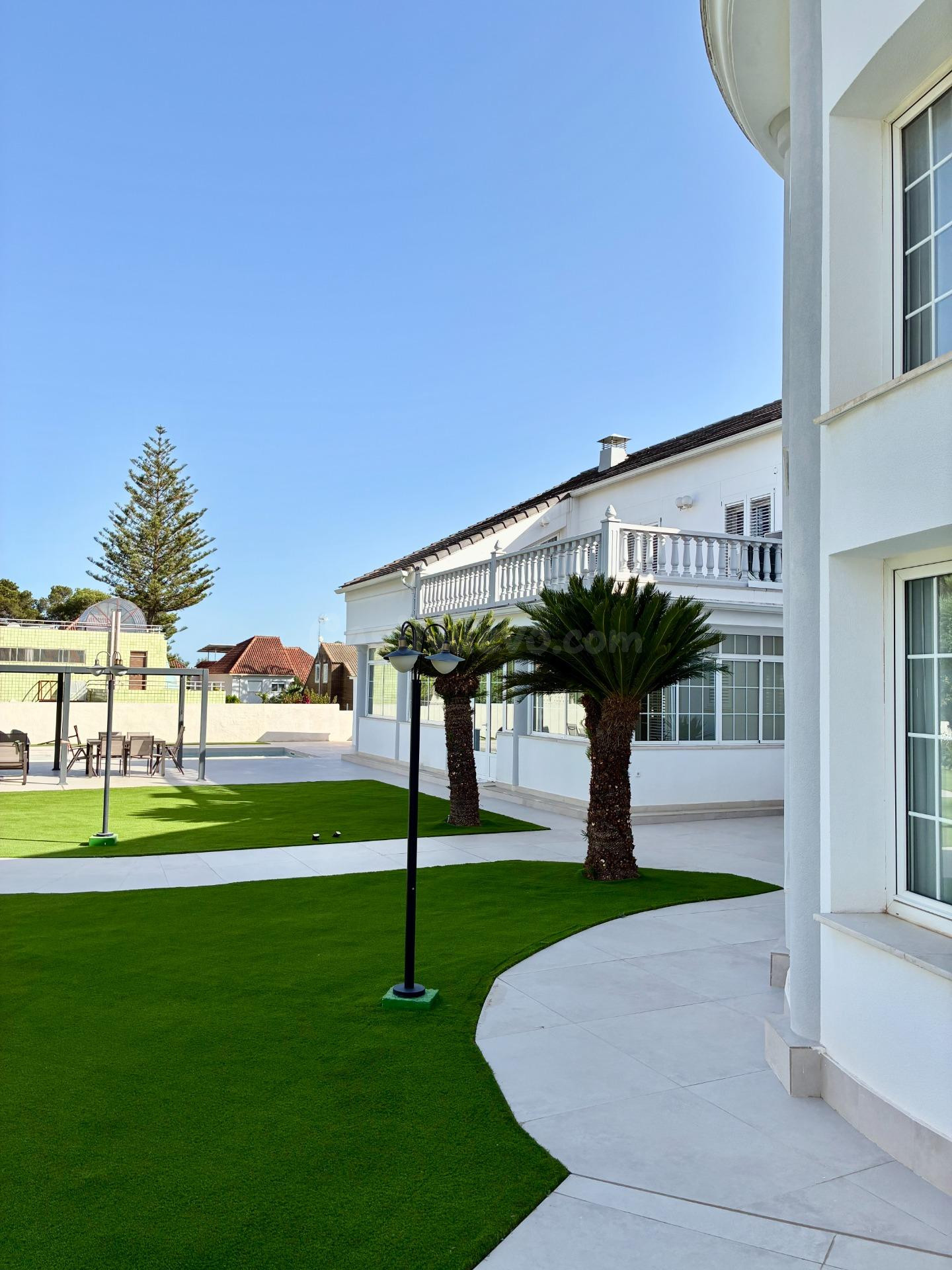 UNA RESIDENCIA CONCEBIDA PARA TRASCENDER, contemporánea de l - foto 5